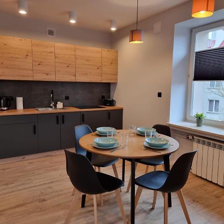 Piekny Apartament Przy Parku, Blisko Dworca, Centrum Radom Exterior photo